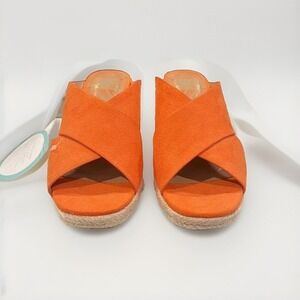 NEW WITH TAGS Women's Andrew Geller, Kimber Sandal 7.5M. NWT